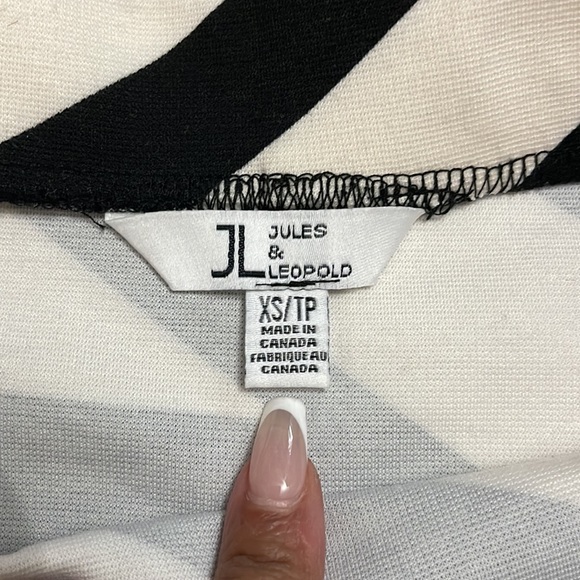 Jules and Leopold - Picture 4 of 4